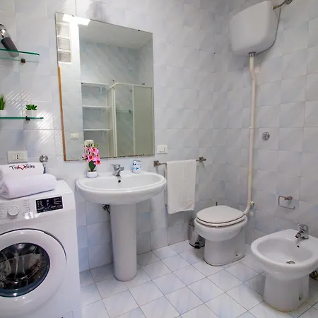 Anisia's House In